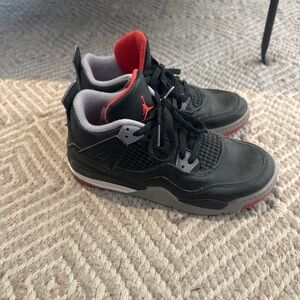 Air Jordan 4 “Bred” kids